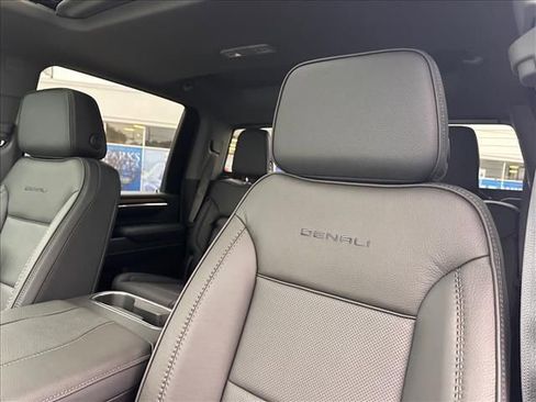 New 2026 GMC Sierra 2500 Denali w/ Denali Reserve Package image 27