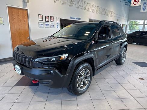 Used 2022 Jeep Cherokee Trailhawk w/ Comfort/Convenience Group AWD/4WD image 8