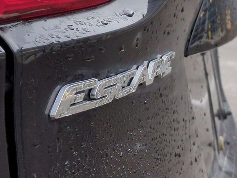 Used 2016 Ford Escape SE w/ SE Cold Weather Package image 11