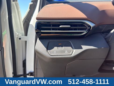 Used 2023 Volkswagen ID.4 Pro RWD image 22