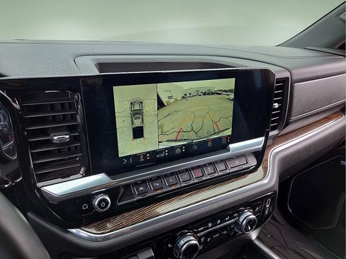 Used 2024 GMC Sierra 1500 Elevation w/ Elevation Premium Package image 17