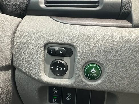 Used 2021 Honda Pilot Special Edition image 12