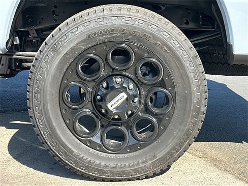 New 2025 Ford F250 Lariat w/ Lariat Ultimate Package image 41