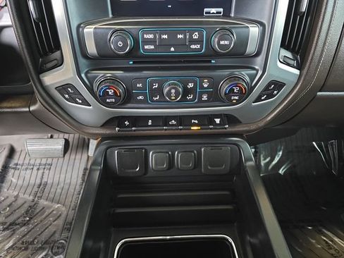 Certified 2018 GMC Sierra 3500 SLT image 17
