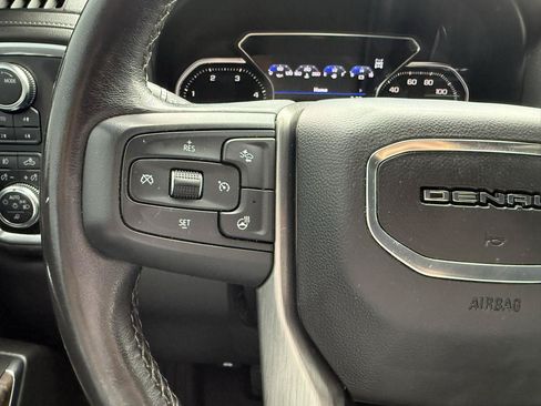Used 2022 GMC Sierra 2500 Denali w/ Denali Black Diamond Edition AWD/4WD image 27