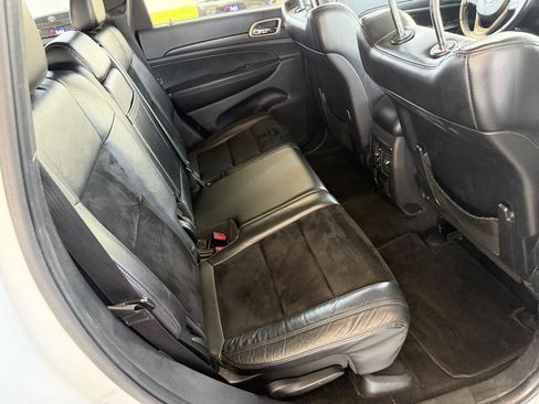 Used 2015 Jeep Grand Cherokee Altitude image 31