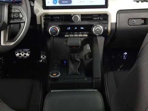Used 2024 Toyota Tacoma TRD Sport RWD image 24