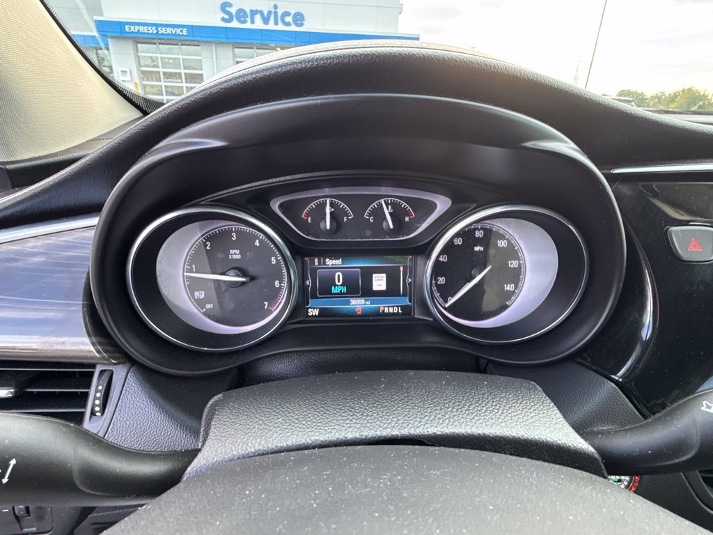 Used 2020 Buick Envision Essence w/ Experience Buick Package FWD image 11