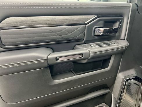 New 2026 RAM 2500 Limited AWD/4WD image 22