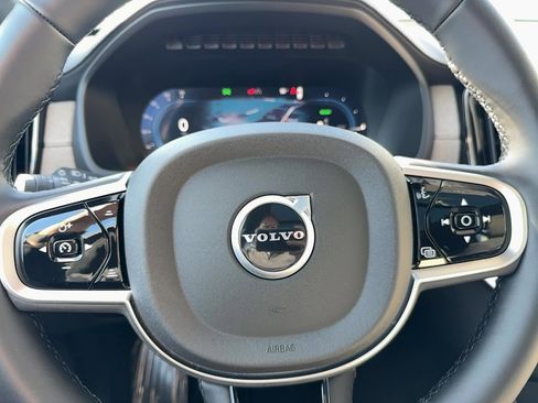 Used 2025 Volvo XC90 T8 Ultra image 21