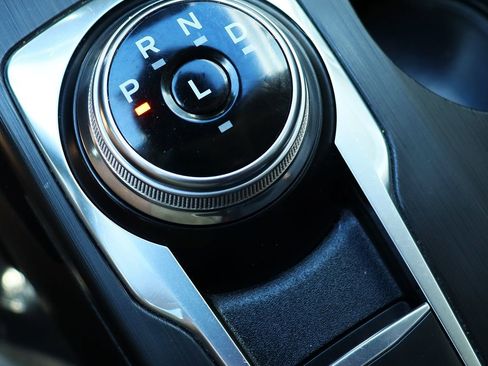 Used 2020 Ford Escape SE image 51