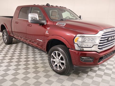 Used 2024 RAM 2500 Limited w/ Safety Group AWD/4WD image 1