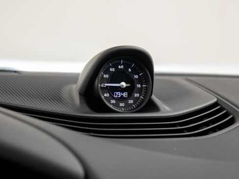 New 2026 Porsche Taycan GTS image 30