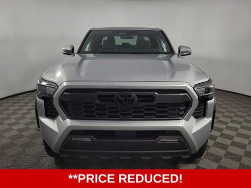 Used 2026 Toyota Tacoma TRD Off-Road AWD/4WD image 2
