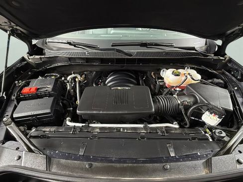 Certified 2025 Chevrolet Suburban Premier image 41