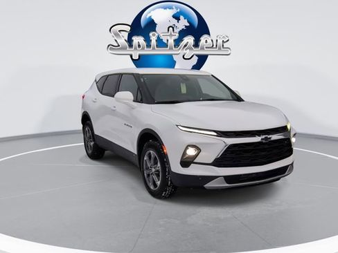 New 2026 Chevrolet Blazer LT w/ LPO, Floor Liner Package image 2