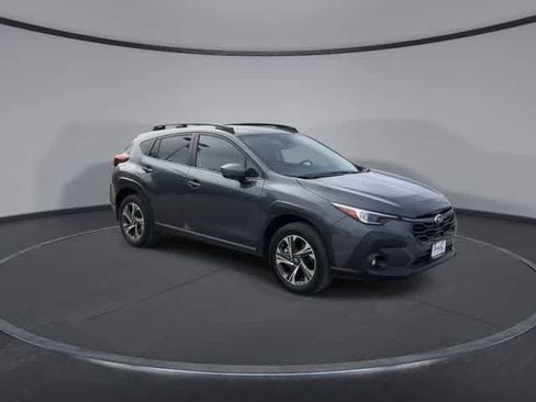 Used 2024 Subaru Crosstrek 2.0i Premium image 2