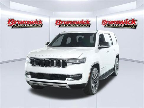 Certified 2024 Jeep Wagoneer Series II w/ Premium Group I AWD/4WD image 1