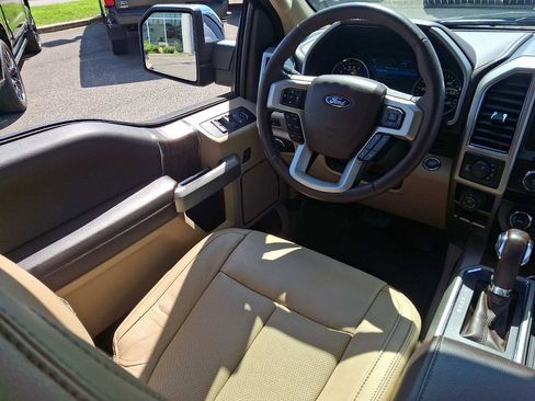 Used 2019 Ford F150 Lariat AWD/4WD image 13