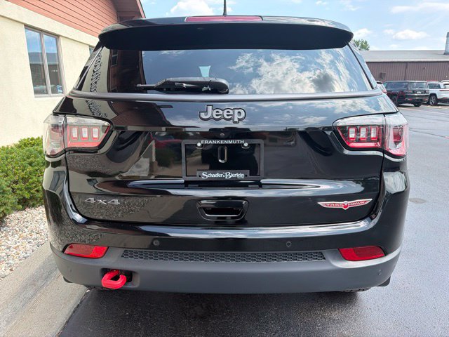 Used 2021 Jeep Compass Trailhawk w/ Convenience Group AWD/4WD image 9