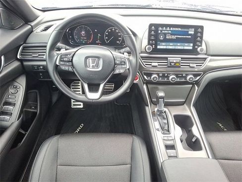 Used 2021 Honda Accord Sport image 11