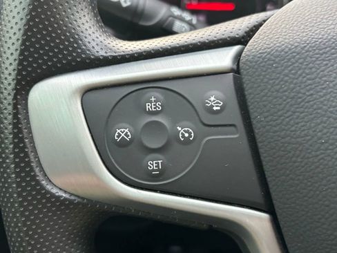 Used 2023 GMC Terrain SLE w/ Driver Convenience Package image 51