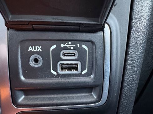 Used 2020 Jeep Gladiator Sport w/ Quick Order Package 24S image 6