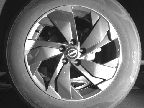 Used 2025 Nissan Rogue SV image 14