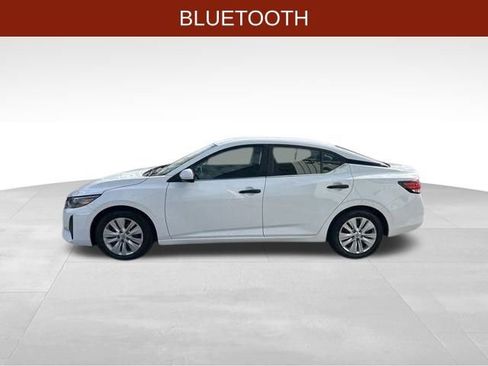 Used 2024 Nissan Sentra S image 4