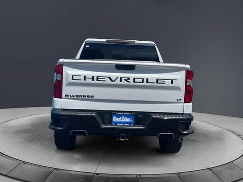 Used 2022 Chevrolet Silverado 1500 LT Trail Boss w/ Bed Protection Package AWD/4WD image 4