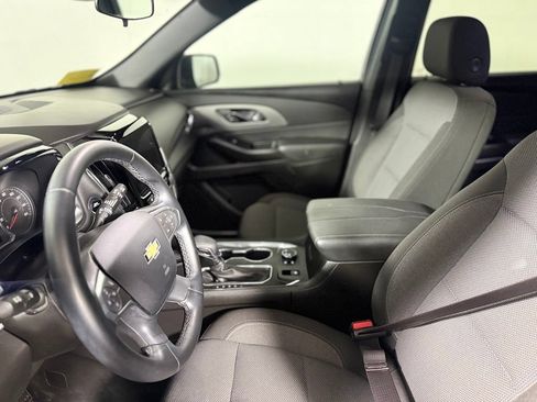 Used 2023 Chevrolet Traverse LT w/ LPO, Cargo Package AWD/4WD image 18