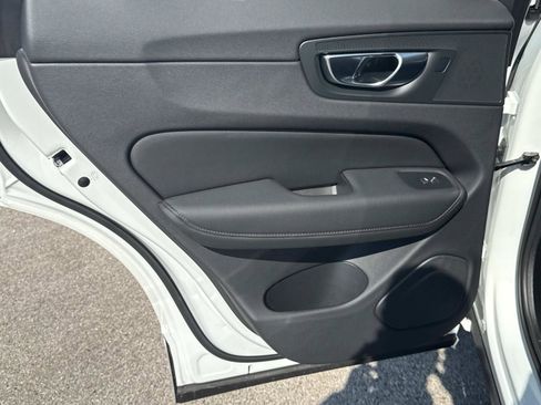 New 2026 Volvo XC60 B5 Plus w/ Climate Package image 10