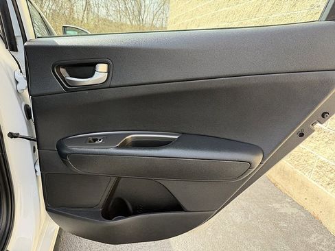 Used 2019 Kia Optima S FWD image 24