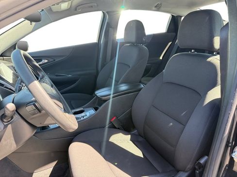 Used 2024 Chevrolet Malibu LT FWD image 12