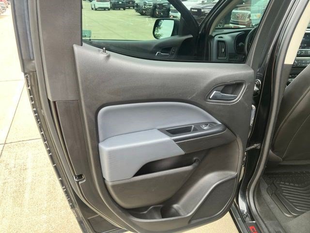 Used 2021 Chevrolet Colorado Z71 AWD/4WD image 21