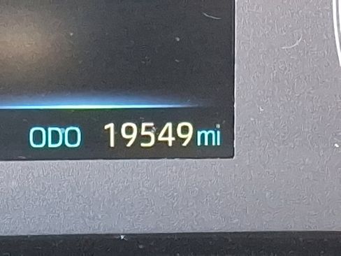 Used 2025 Toyota Corolla SE image 19