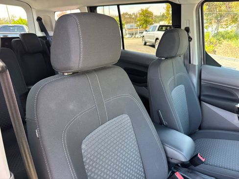 Certified 2023 Ford Transit Connect XLT FWD image 14