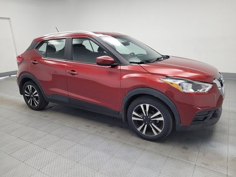 Used 2018 Nissan Kicks SV image 11