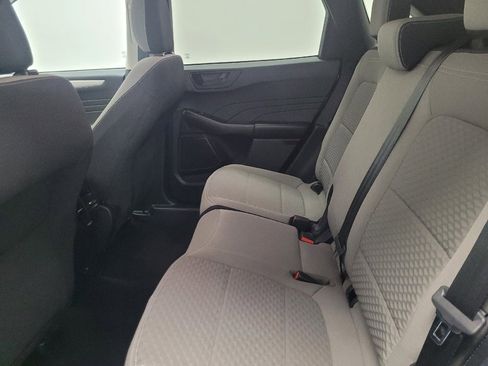 Used 2022 Ford Escape SE image 18