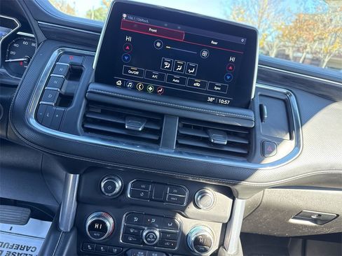 Used 2021 GMC Yukon XL SLT image 18