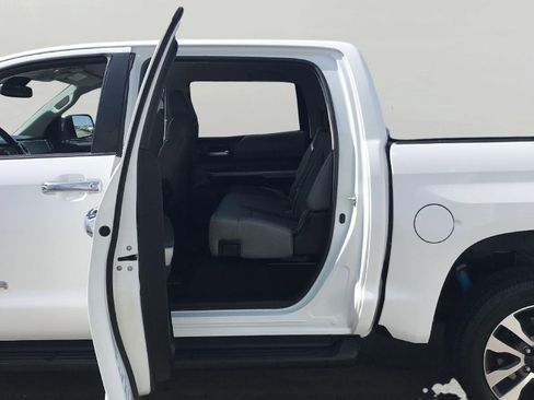 Used 2018 Toyota Tundra Limited w/ Limited Premium Package AWD/4WD image 22