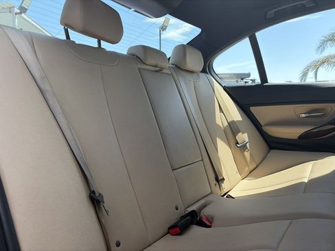 Used 2018 BMW 320i Sedan RWD image 26