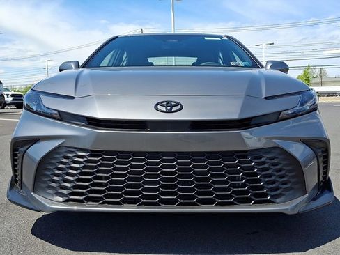 New 2026 Toyota Camry SE FWD image 2