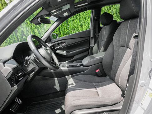 Used 2024 Honda Accord Sport image 16