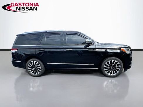 Used 2022 Lincoln Navigator Black Label AWD/4WD image 10