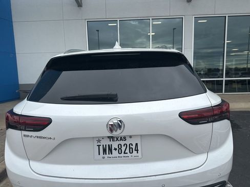 Used 2023 Buick Envision Essence image 16