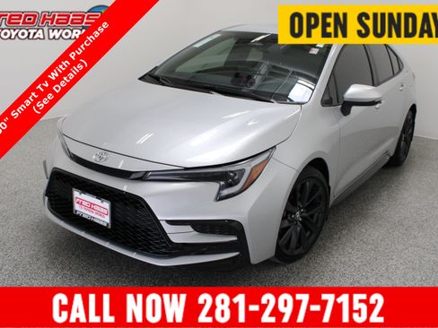 Used 2026 Toyota Corolla SE w/ SE Premium Package FWD image 1