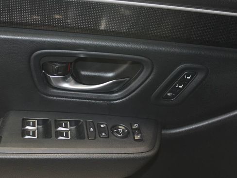 Used 2023 Honda Pilot Elite image 6
