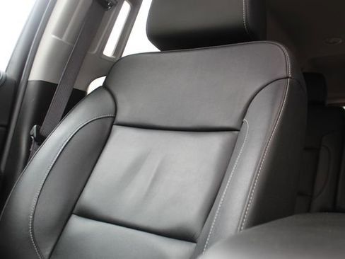 Used 2017 Chevrolet Tahoe LT image 26