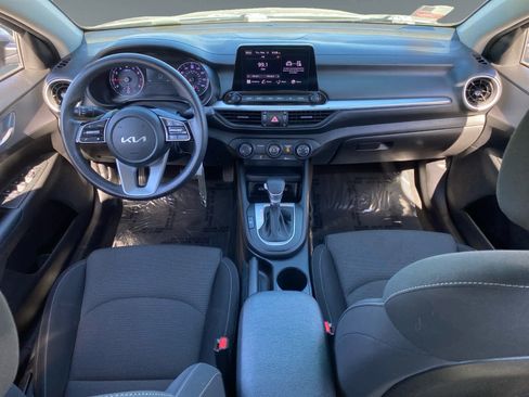 Used 2023 Kia Forte LXS image 10